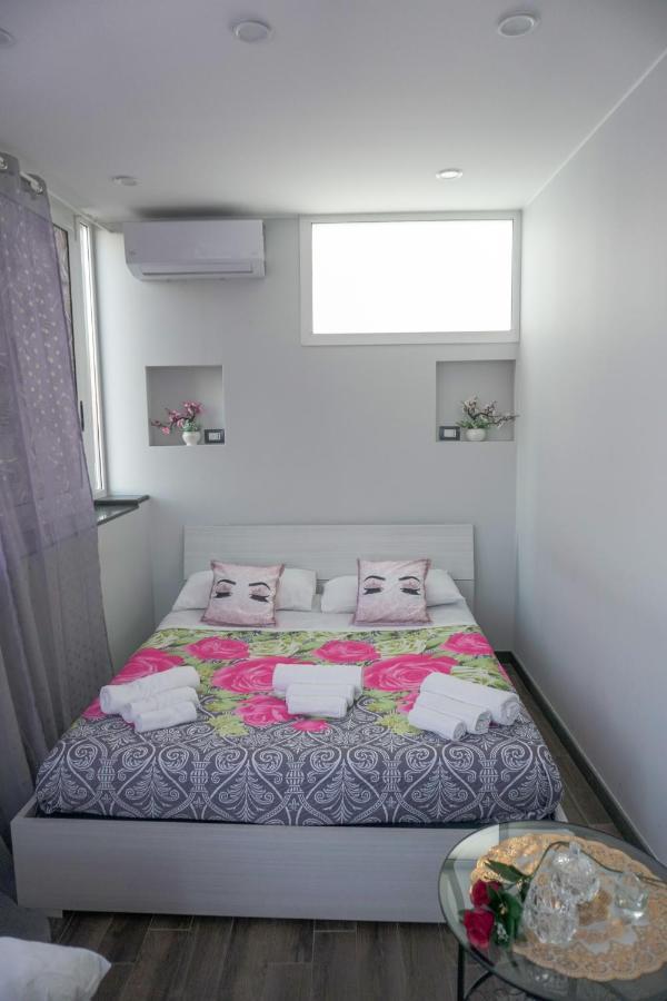 B&B Porta Garibaldi 카타니아 외부 사진