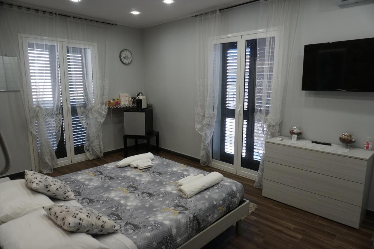 B&B Porta Garibaldi 카타니아 외부 사진