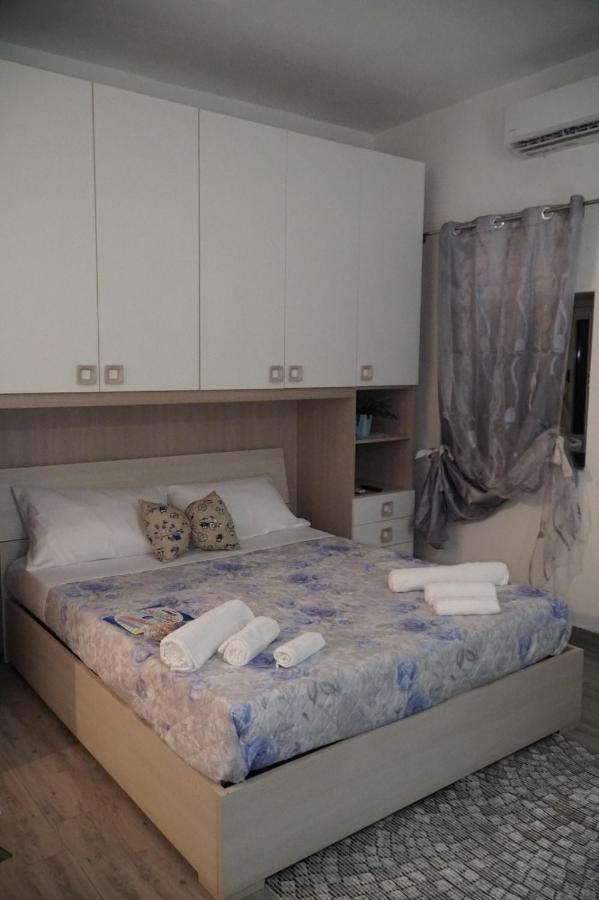 B&B Porta Garibaldi 카타니아 외부 사진